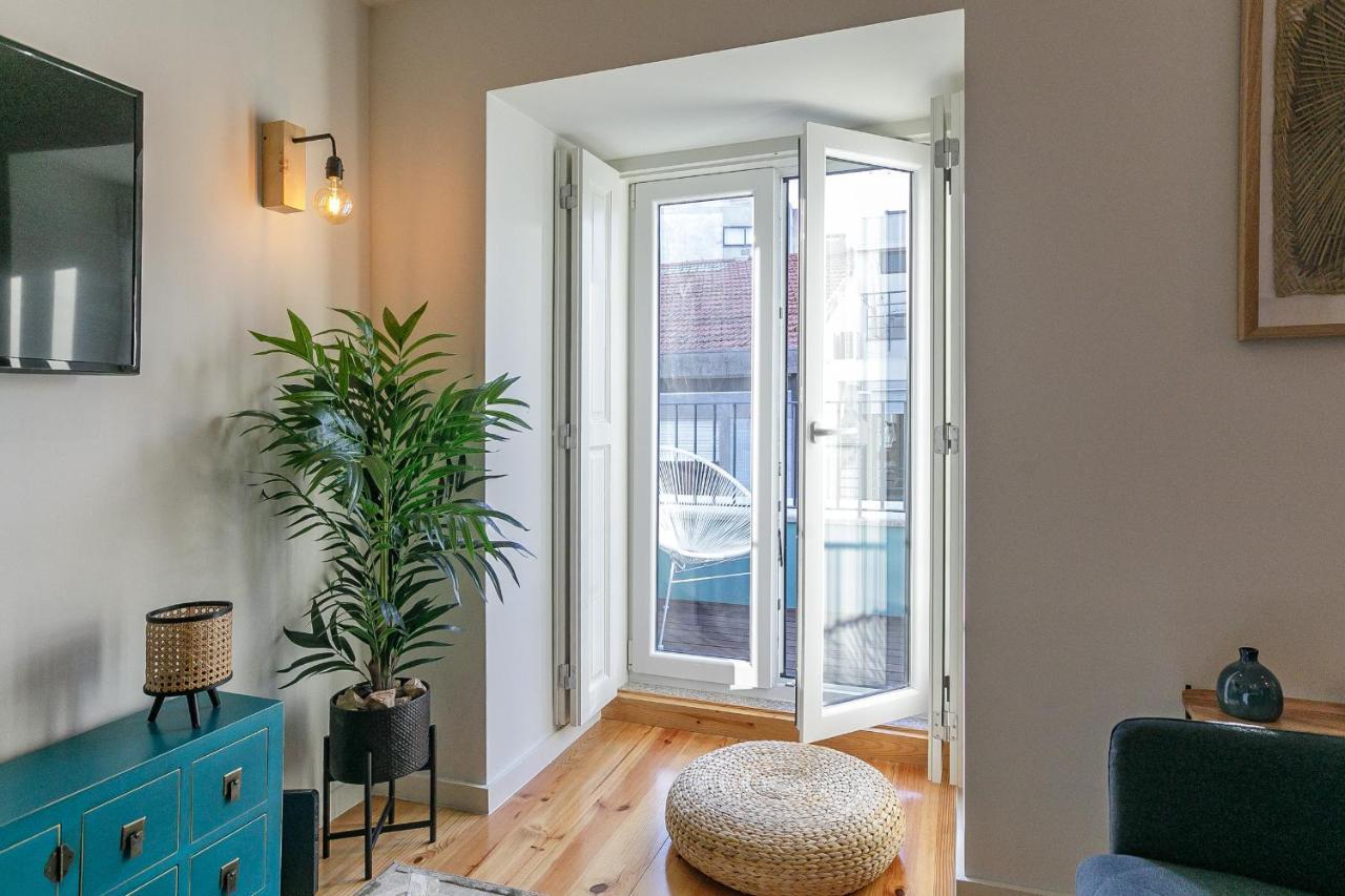 Lovelystay - Downtown Studio With Pool, Ac And Balcony OOporto Exterior foto