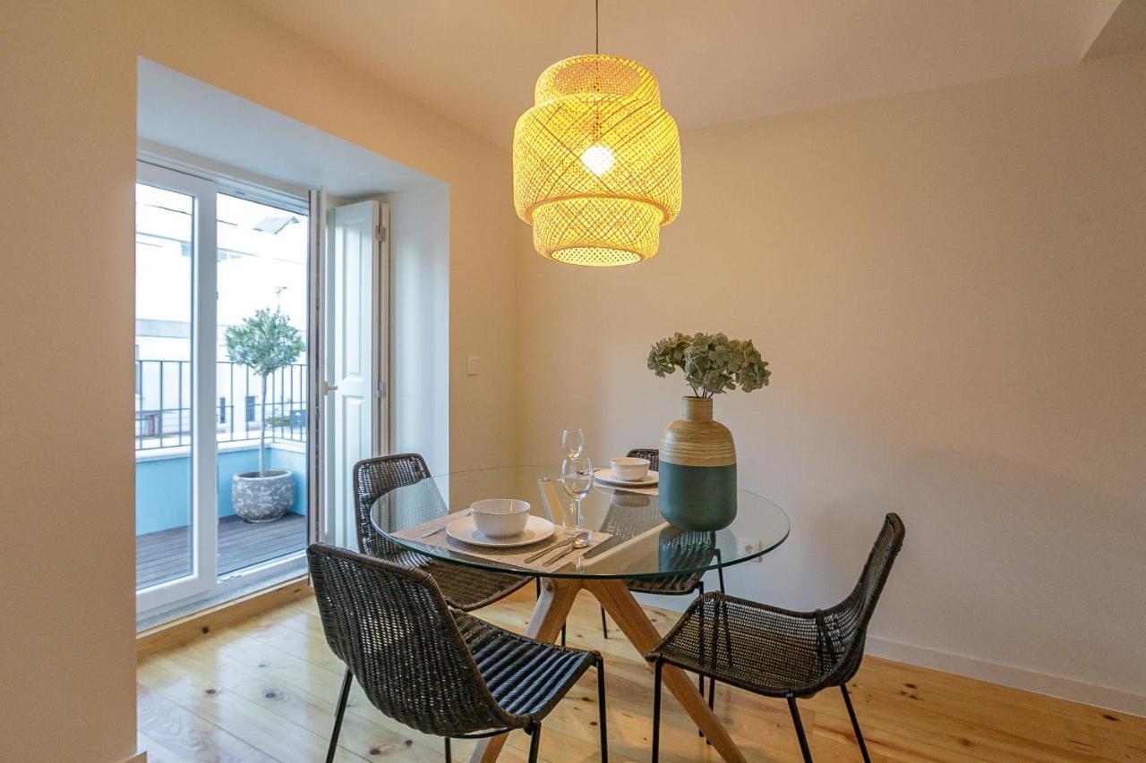 Lovelystay - Downtown Studio With Pool, Ac And Balcony OOporto Exterior foto