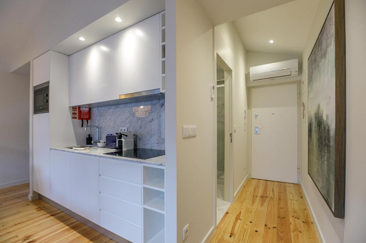 Lovelystay - Downtown Studio With Pool, Ac And Balcony OOporto Exterior foto